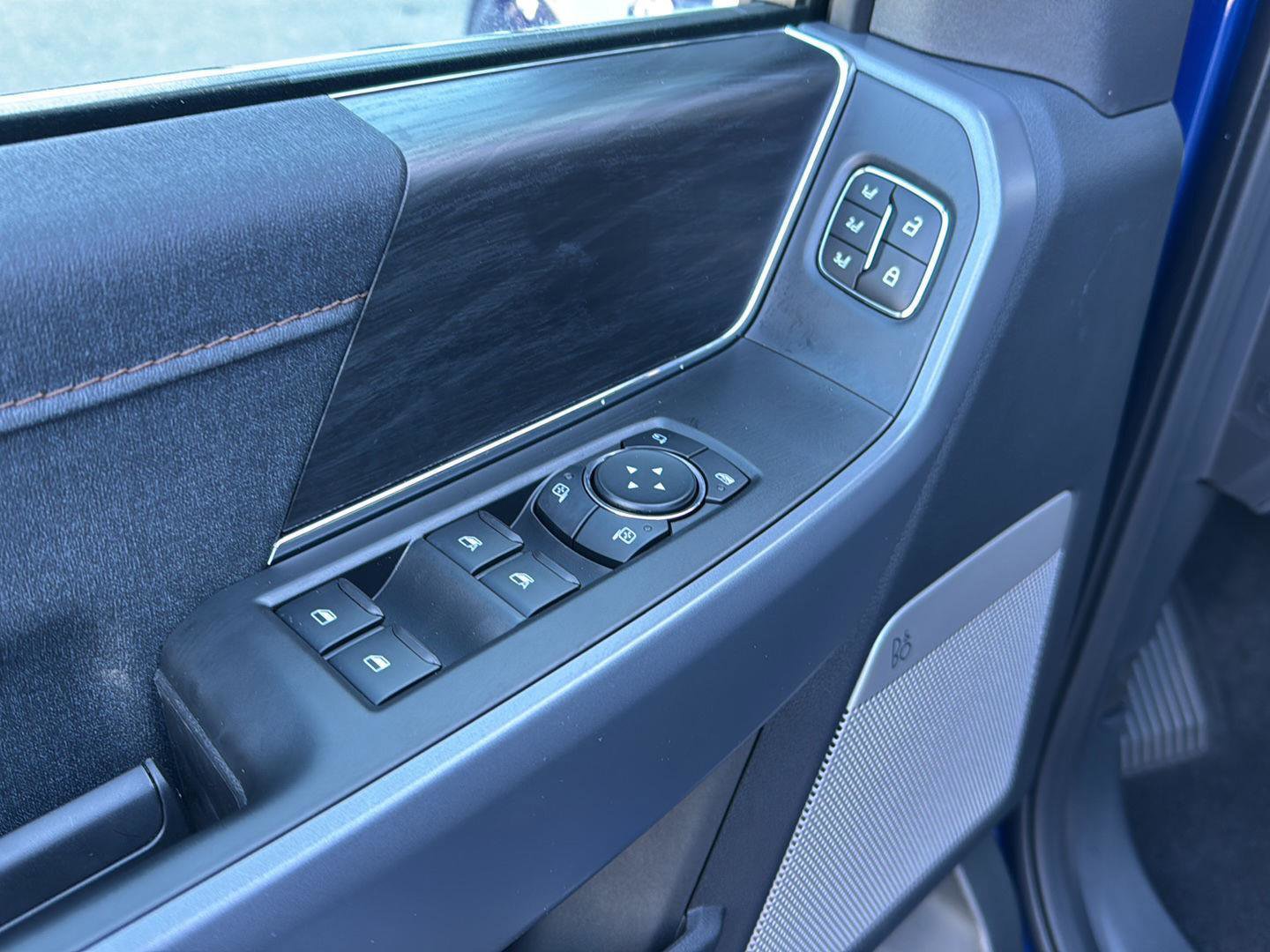 New 2026 Ford F150 Lariat w/ Equipment Group 502A High image 41