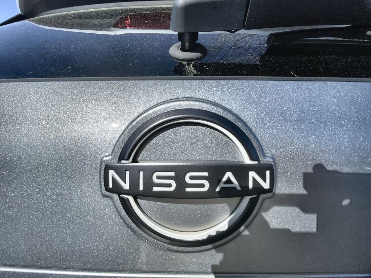 Used 2024 Nissan Rogue SV FWD image 30