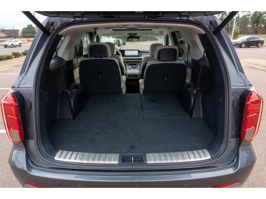 Used 2024 Hyundai Palisade Calligraphy image 16