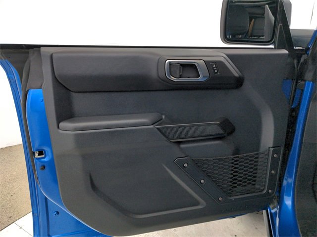 Used 2025 Ford Bronco Badlands image 35