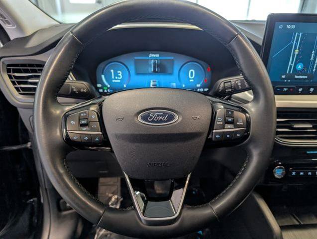 Certified 2024 Ford Escape Platinum AWD/4WD image 18