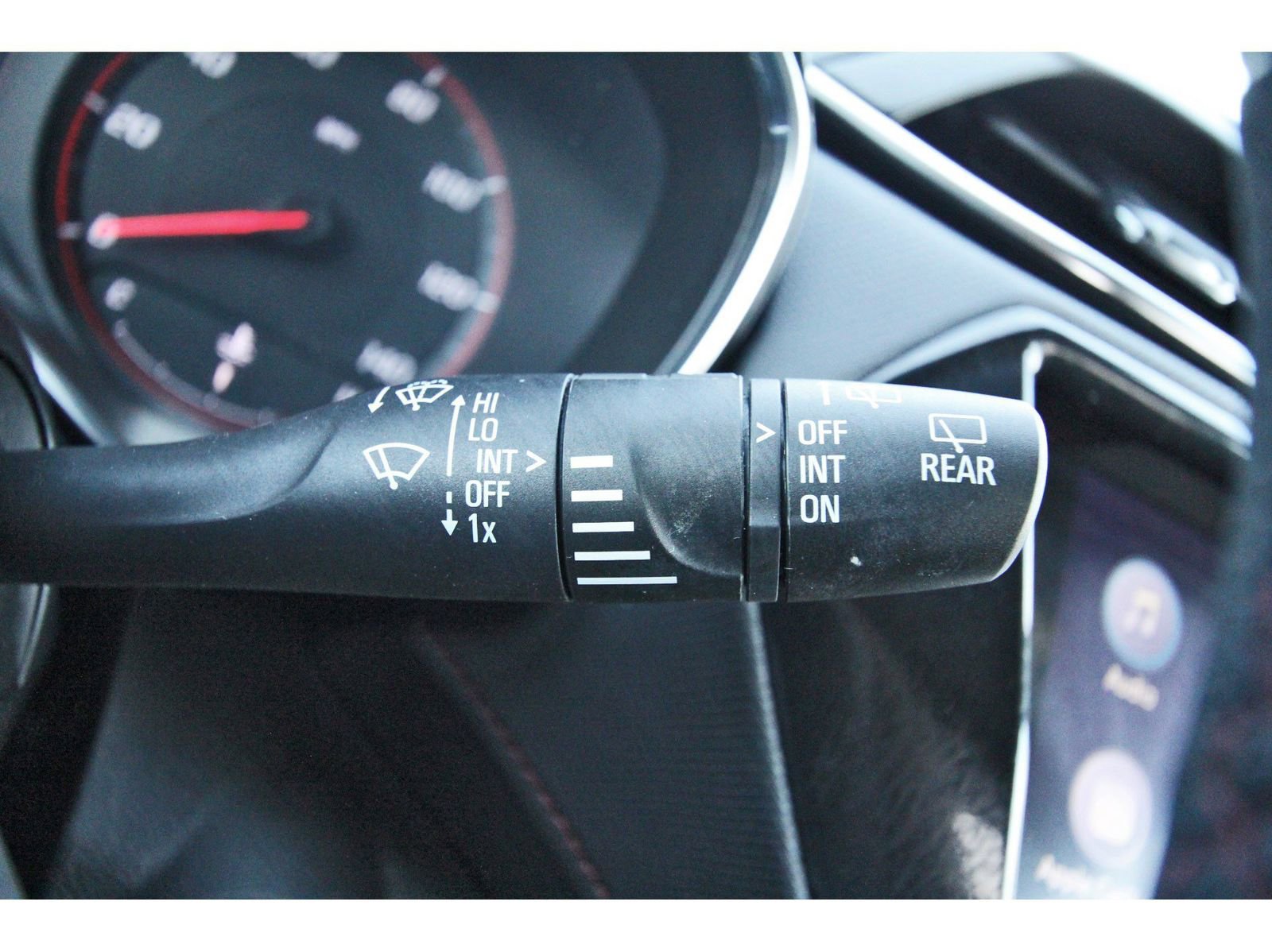 Used 2023 Chevrolet TrailBlazer RS w/ Convenience Package image 22