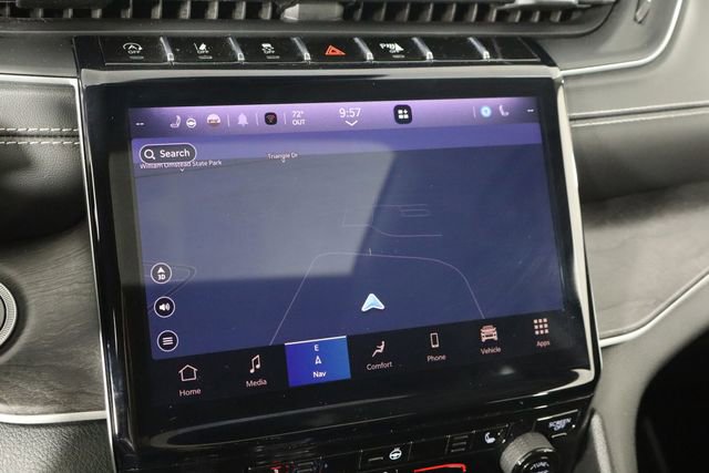 Used 2022 Jeep Grand Cherokee Limited AWD/4WD image 35