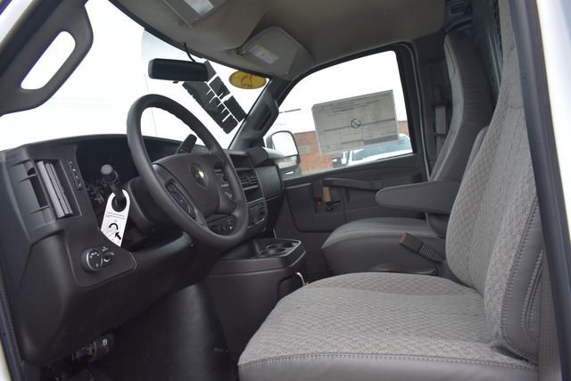 New 2025 Chevrolet Express 2500 w/ Driver Convenience Package image 22