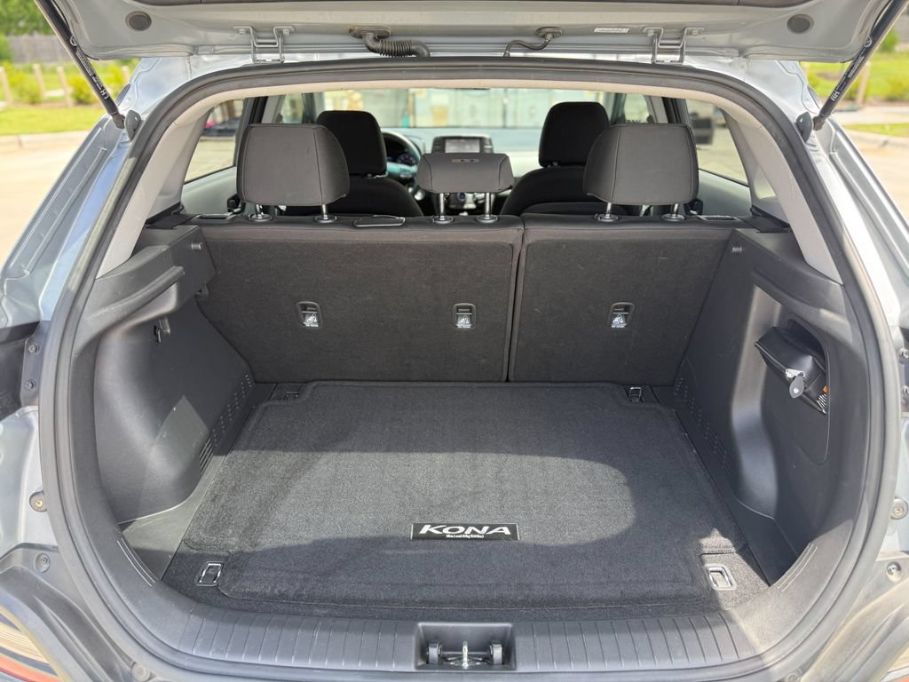 Used 2021 Hyundai Kona SEL w/ Cargo Package FWD image 28