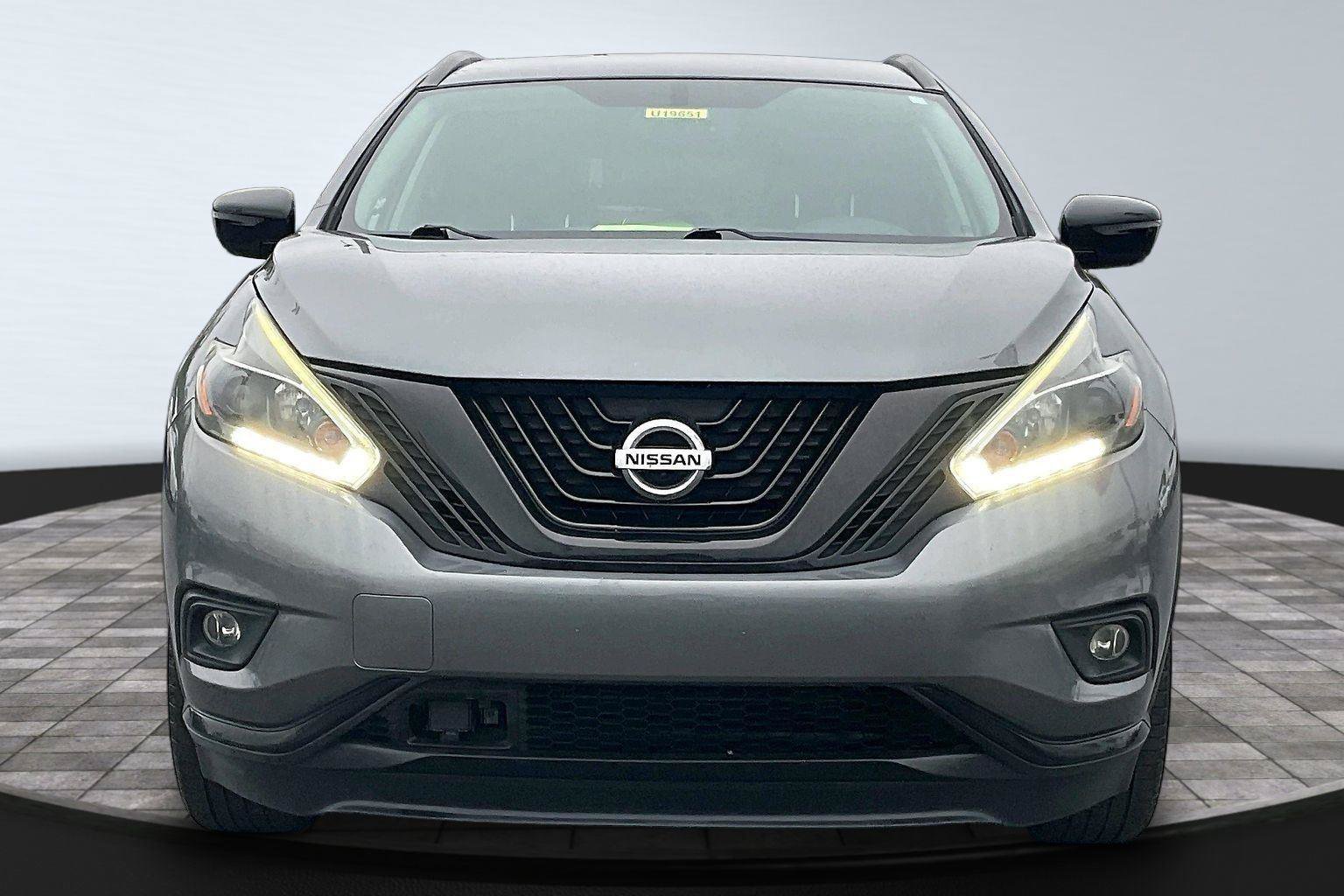 Used 2018 Nissan Murano SL w/ Midnight Edition Package FWD image 2