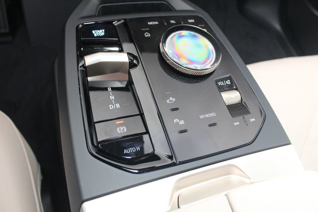 New 2026 BMW iX xDrive60 w/ Premium Package image 12