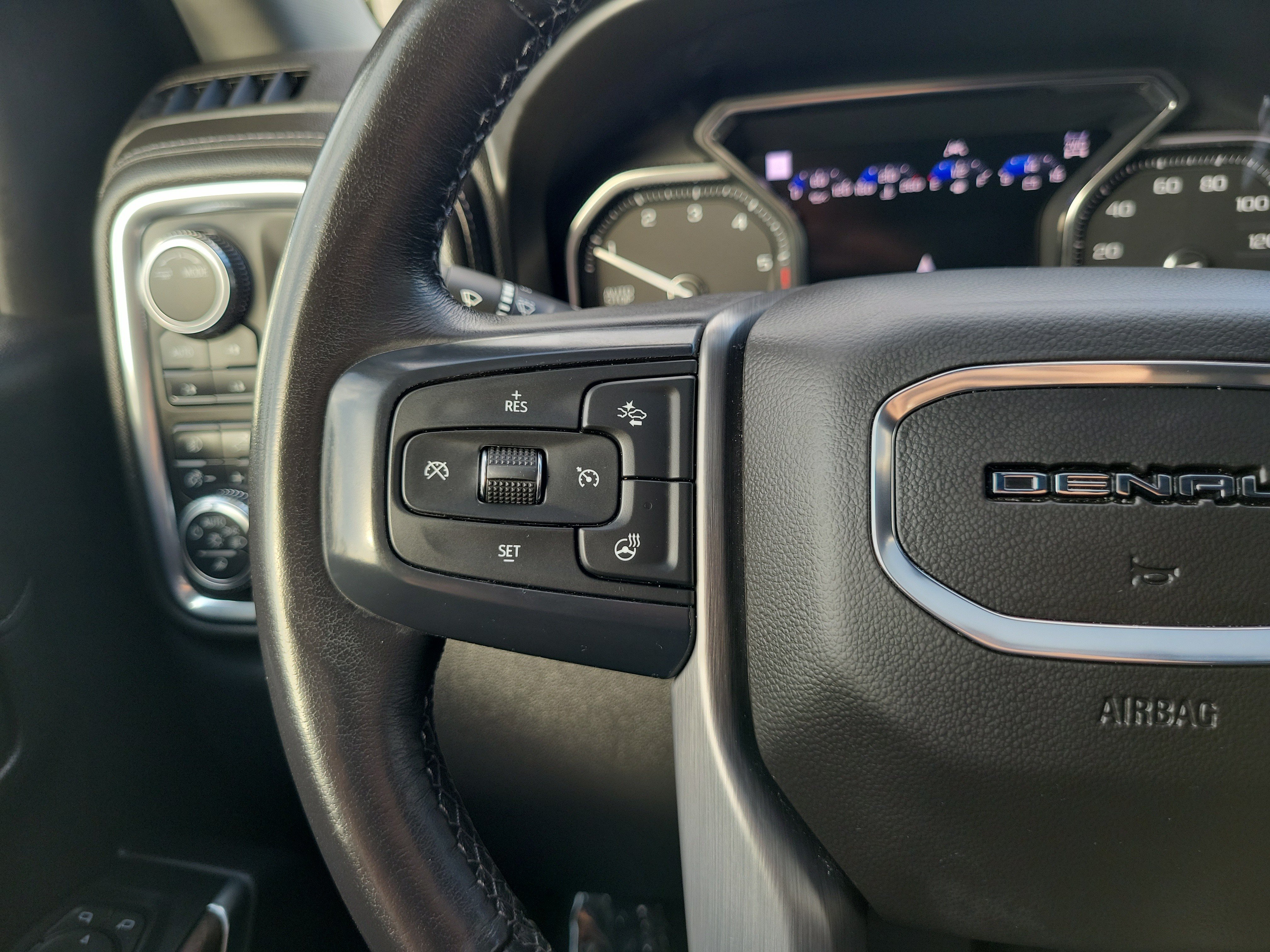 Used 2021 GMC Sierra 1500 Denali w/ Denali Ultimate Package AWD/4WD image 19