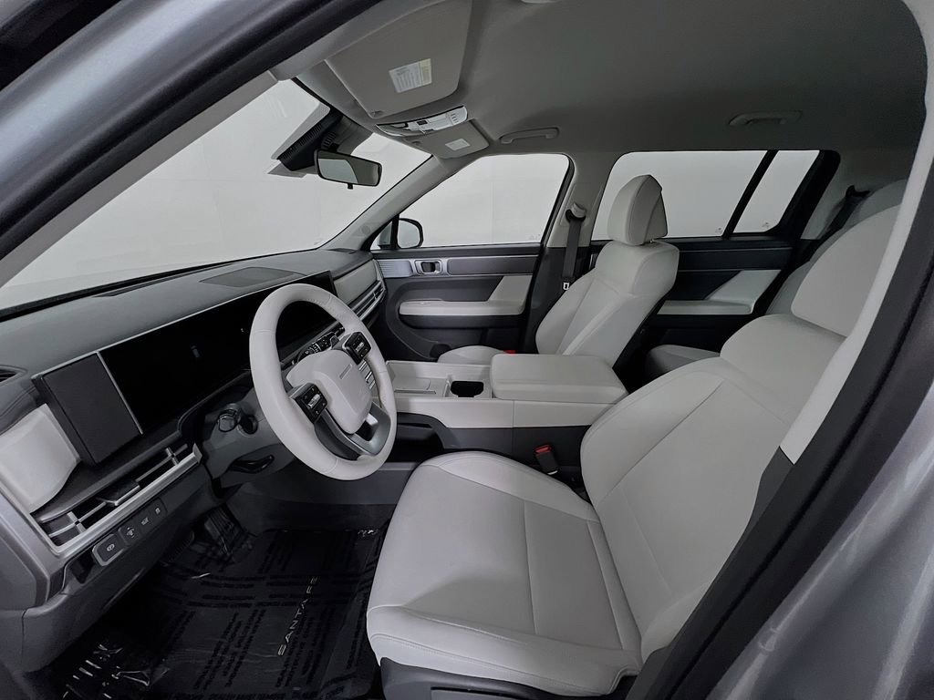 Certified 2025 Hyundai Santa Fe SE image 18