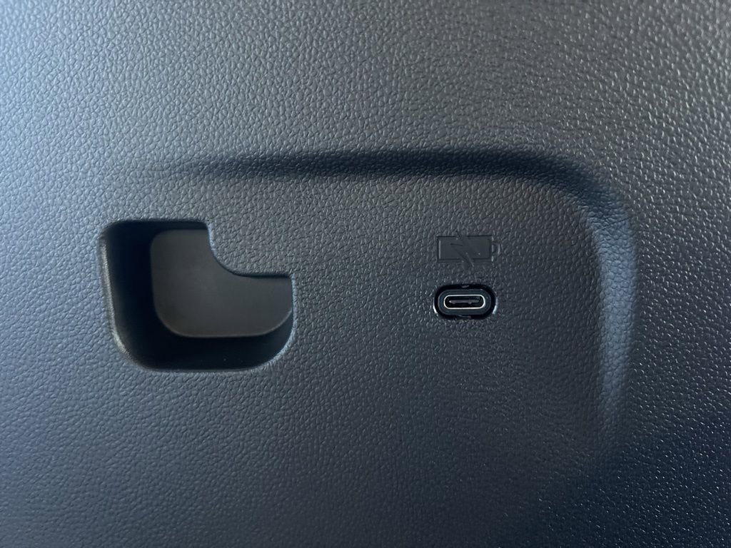 New 2026 Chevrolet Traverse High Country image 28