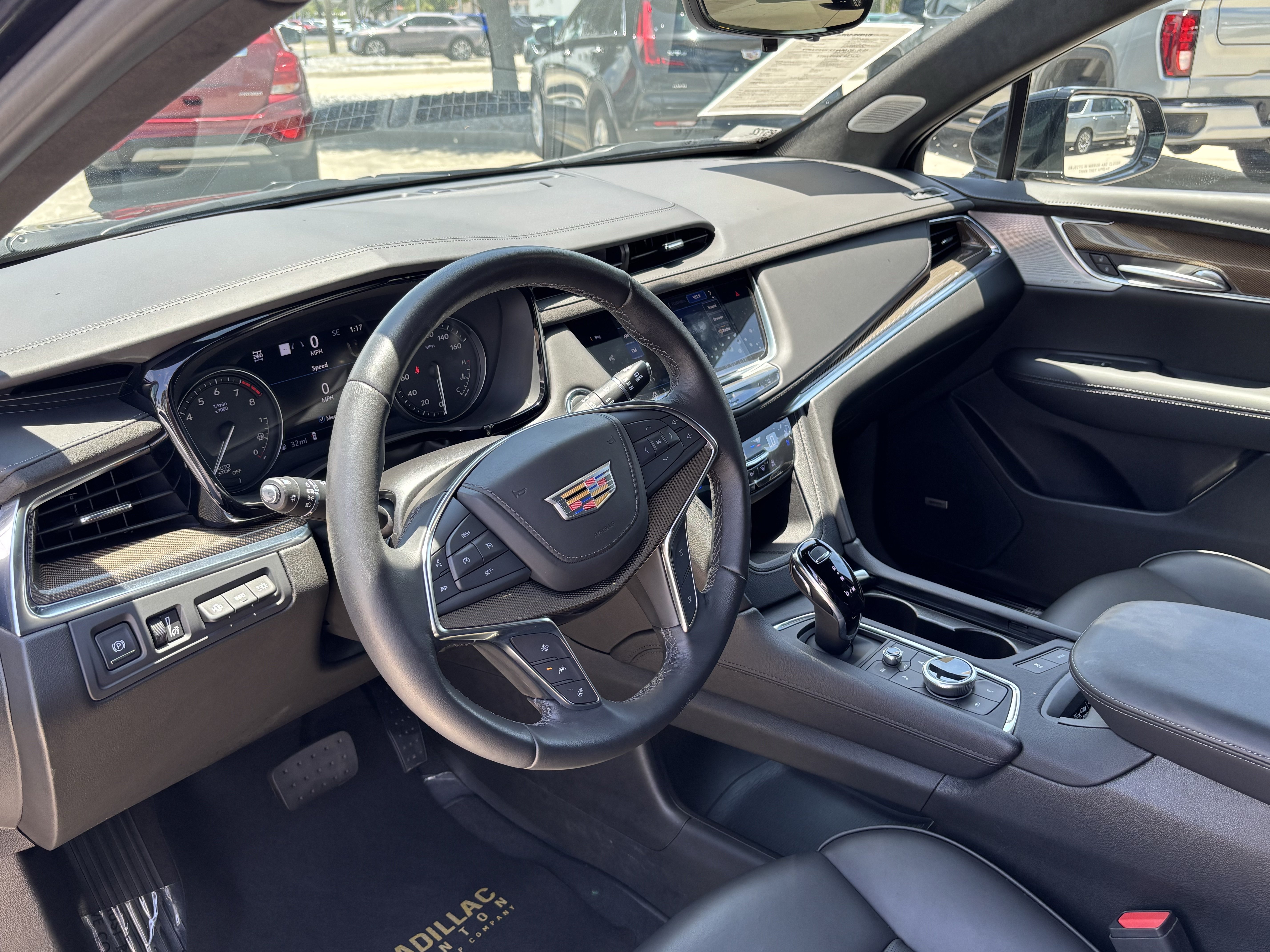 Certified 2023 Cadillac XT5 Premium Luxury w/ Platinum Package AWD/4WD image 20