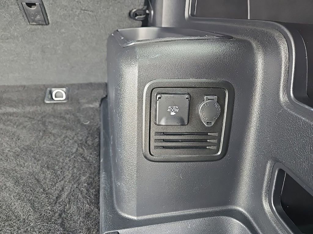 Used 2024 Toyota 4Runner TRD Off-Road image 31