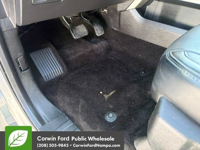 Used 2017 Ford F150 Lariat w/ Equipment Group 501A Mid AWD/4WD image 27
