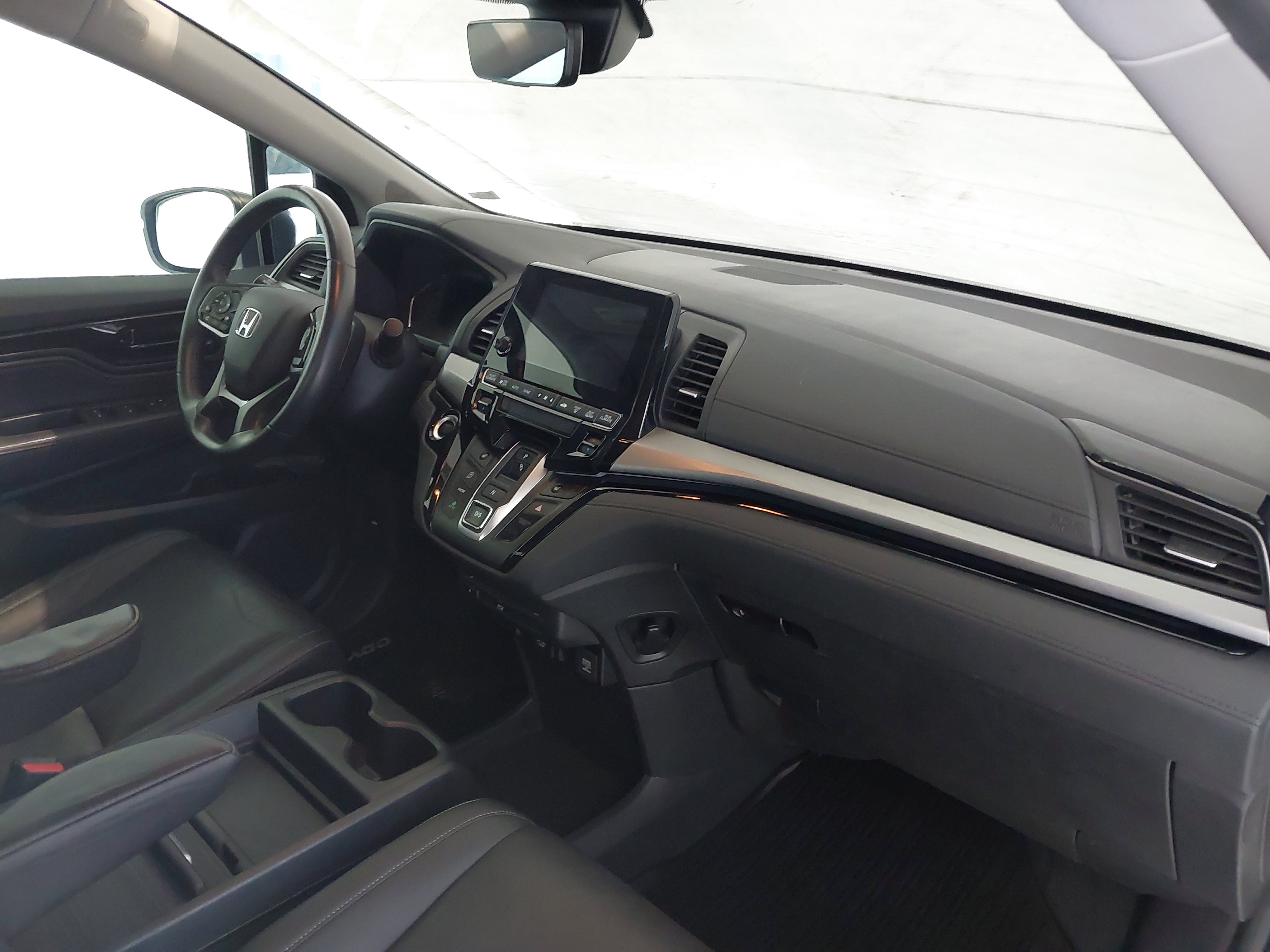 Used 2023 Honda Odyssey Touring image 29