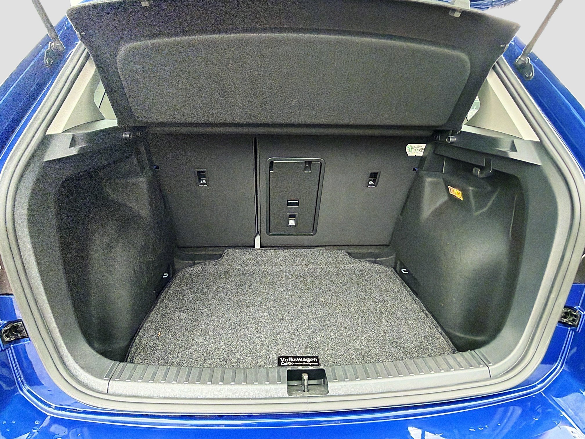 Used 2022 Volkswagen Taos SE FWD image 12