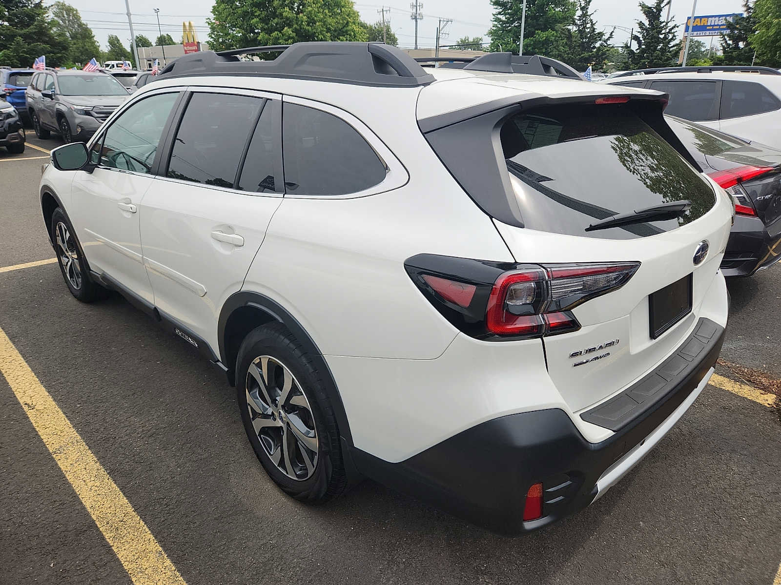 Used 2022 Subaru Outback Limited AWD/4WD image 4
