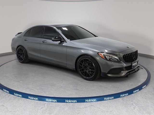 Used 2017 Mercedes-Benz C 300 4MATIC Sedan image 4