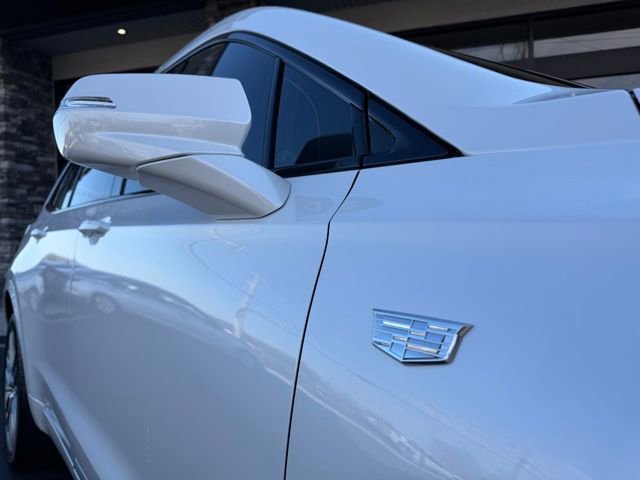 Used 2020 Cadillac XT6 Sport image 2