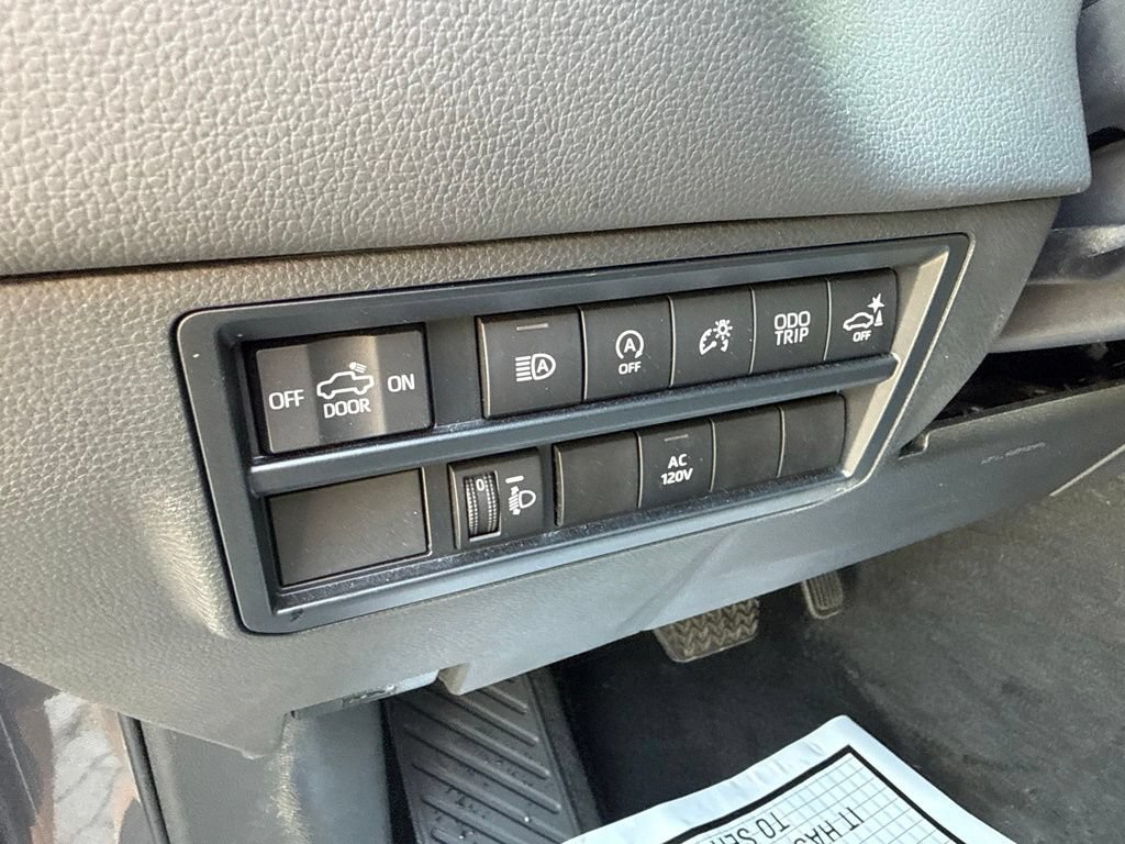 Used 2023 Toyota Tundra Limited w/ Power Package AWD/4WD image 22