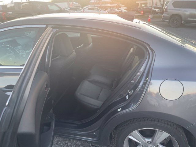 Used 2015 Acura ILX FWD image 15