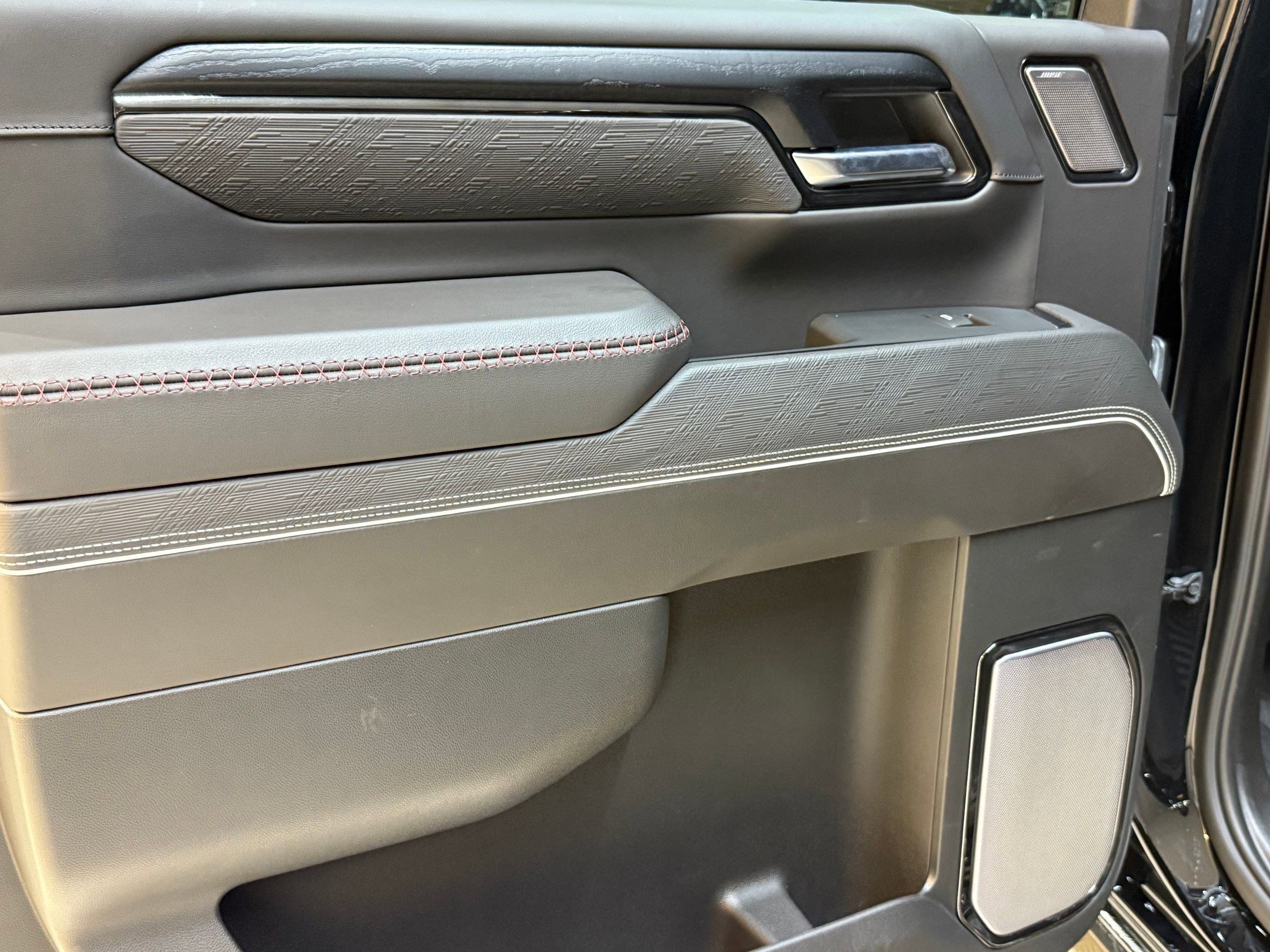 Used 2024 GMC Sierra 2500 AT4X w/ AT4X AEV Edition image 40