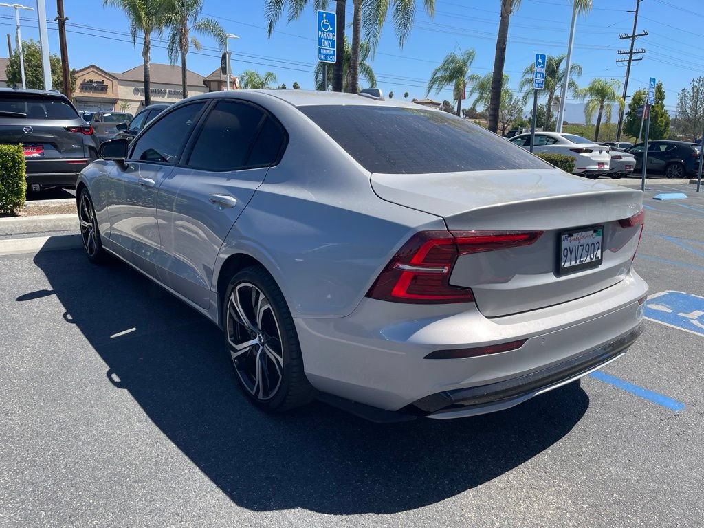 Used 2024 Volvo S60 B5 Core w/ Climate Package FWD image 5