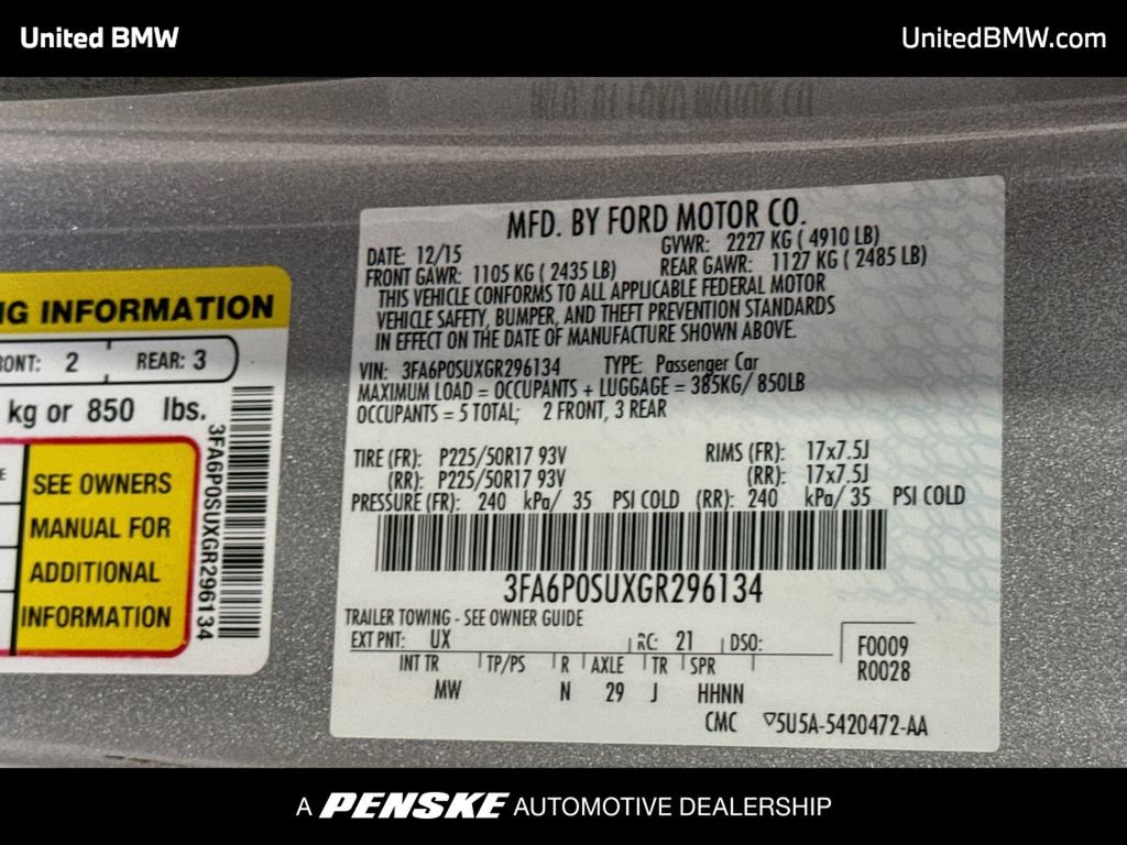 Used 2016 Ford Fusion Energi Titanium w/ Driver Assist Package FWD image 15