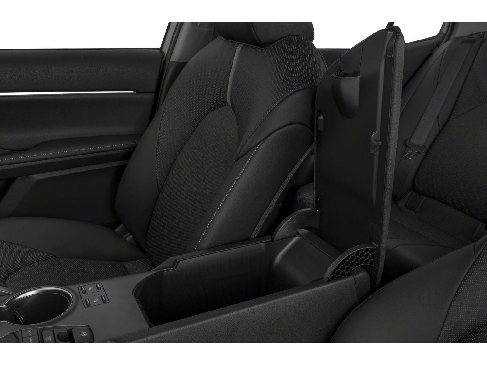 Used 2021 Toyota Camry XSE AWD/4WD image 9