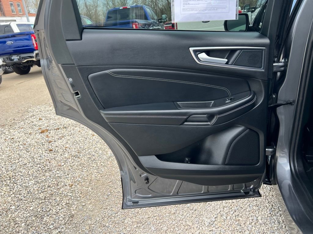 Used 2024 Ford Edge Titanium w/ Equipment Group 301A image 15