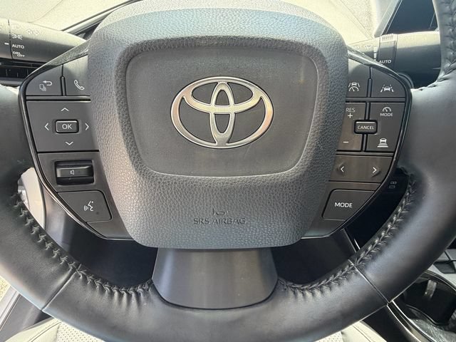 Used 2024 Toyota Prius XLE FWD image 22