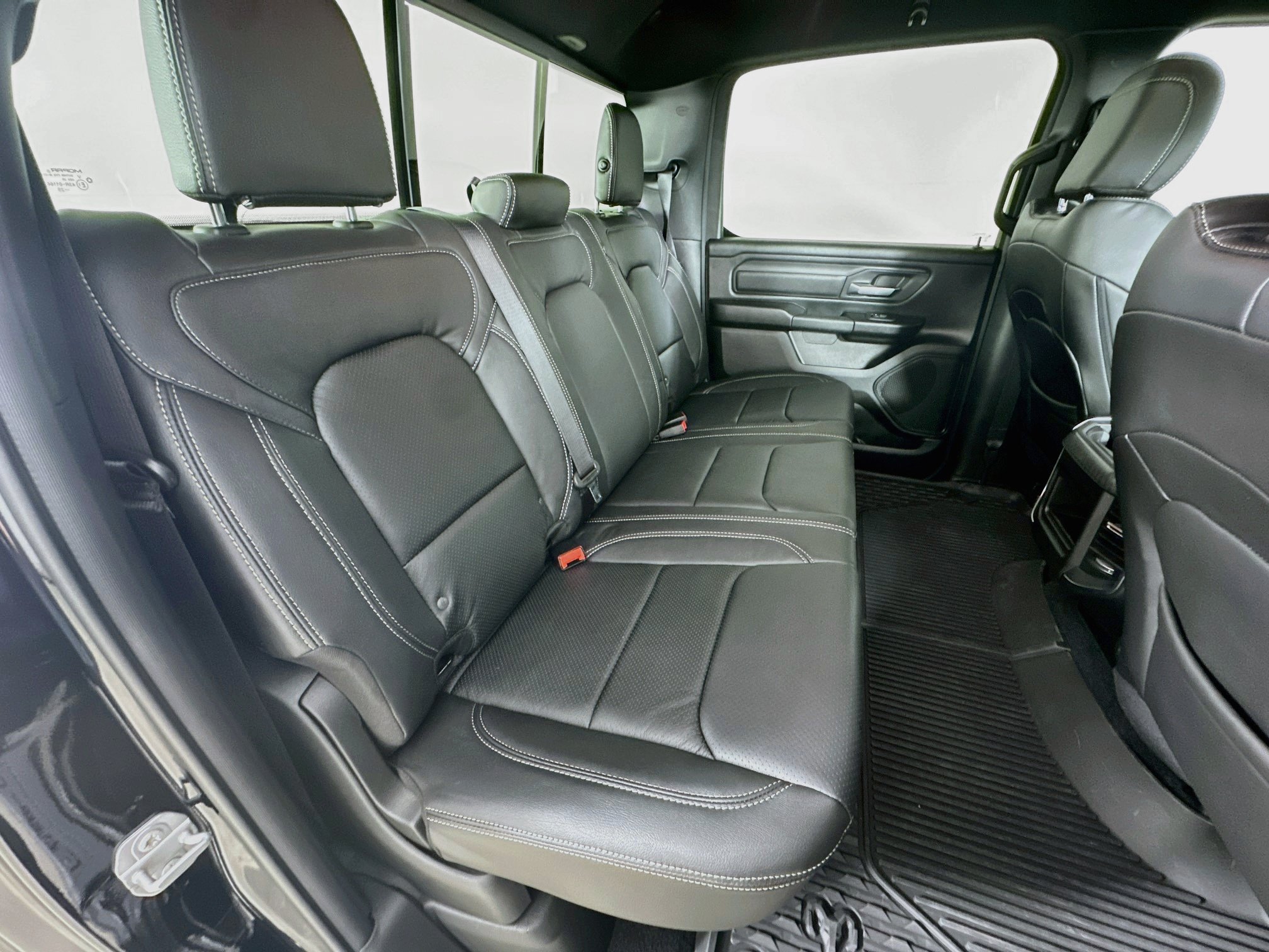 Used 2026 RAM 1500 Express AWD/4WD image 33
