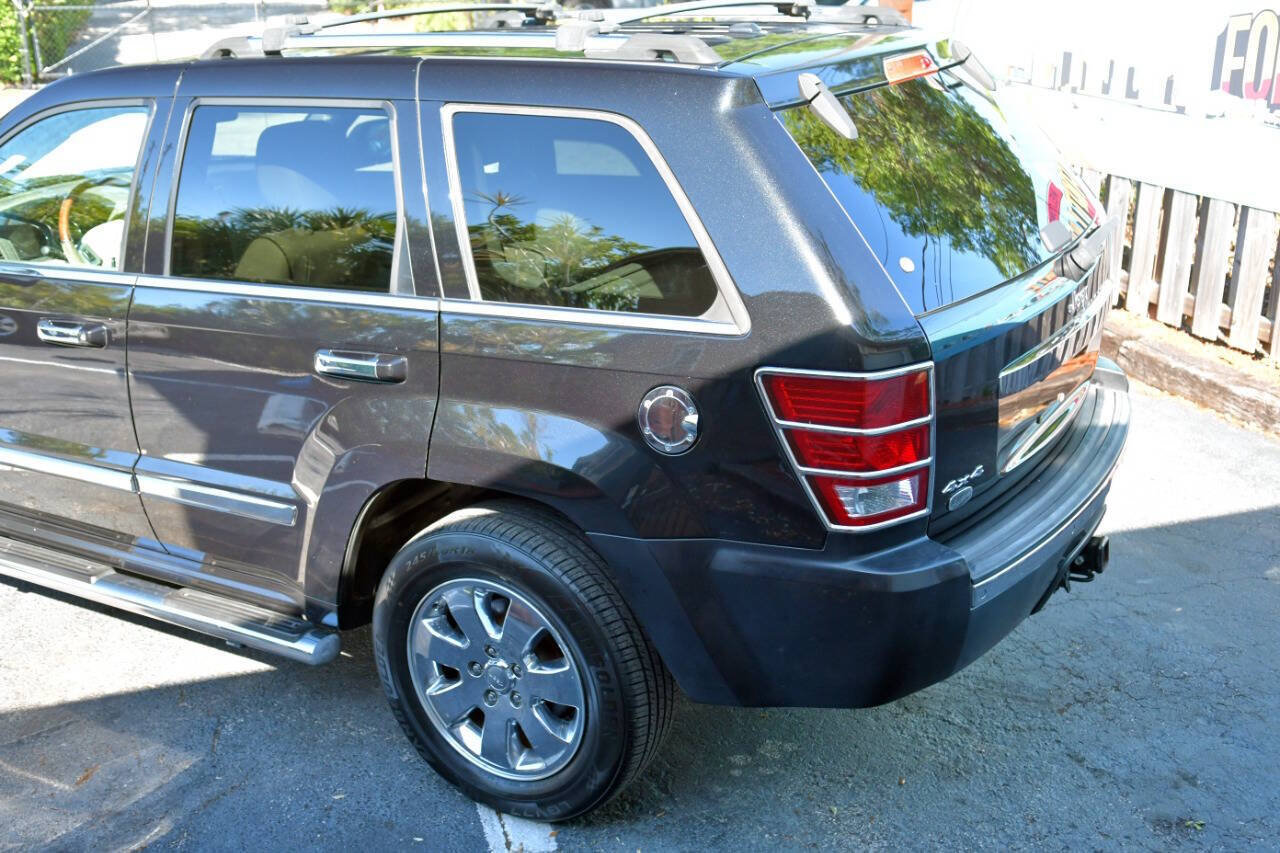 Used 2008 Jeep Grand Cherokee Overland w/ Mopar Chrome Edition Group AWD/4WD image 10