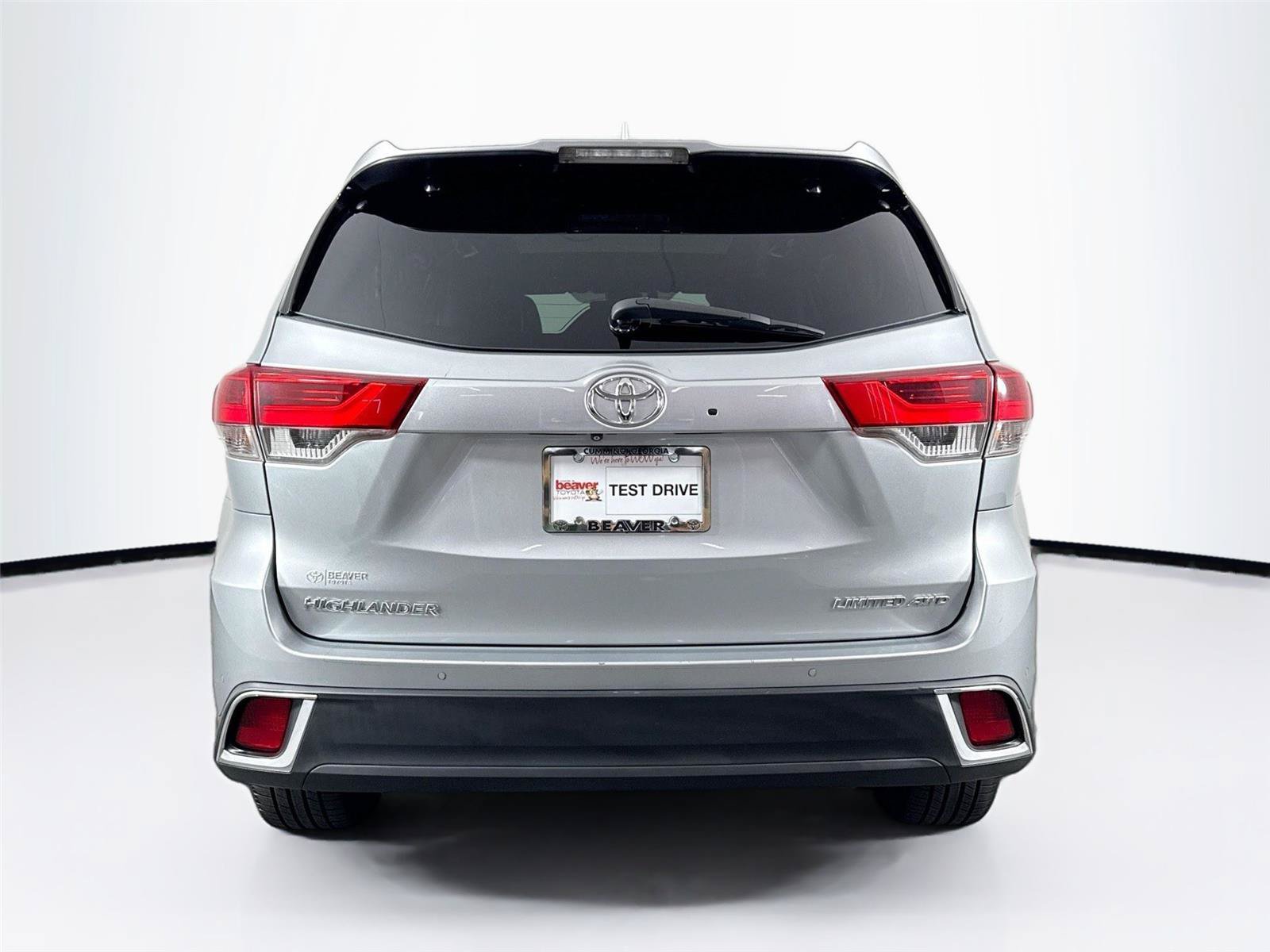 Used 2019 Toyota Highlander Limited Platinum AWD/4WD image 12