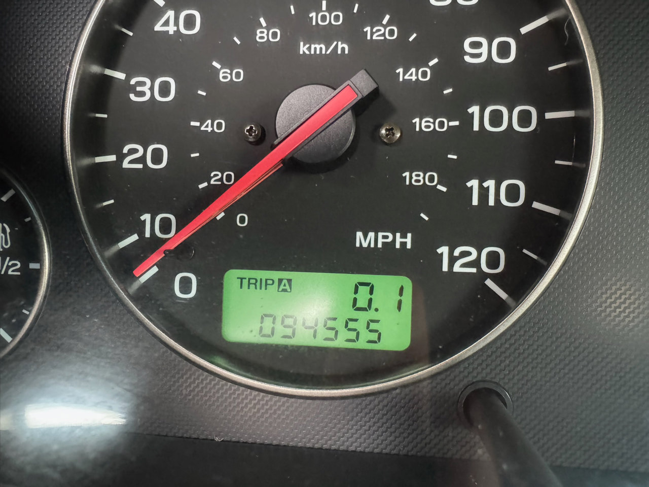 Used 2004 Subaru Outback Wagon image 37