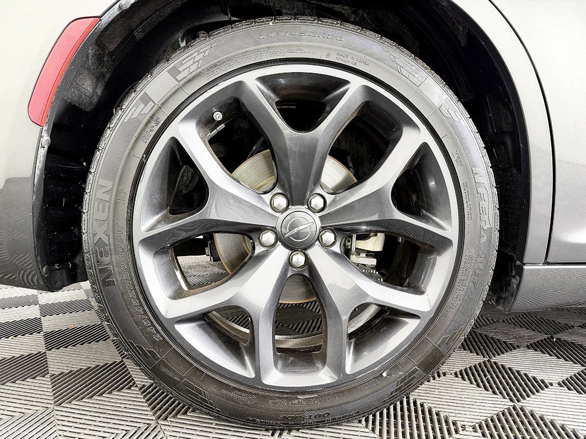 Used 2023 Chrysler 300 S RWD image 25