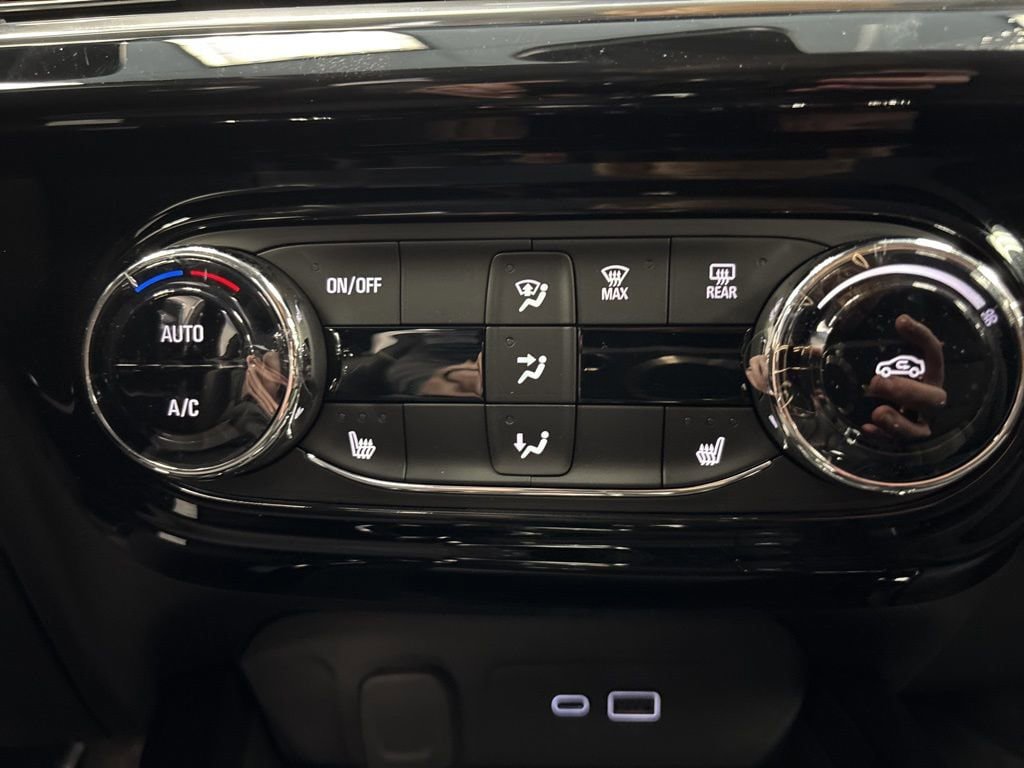 New 2026 Chevrolet Trax ACTIV w/ Driver Confidence Package FWD image 29