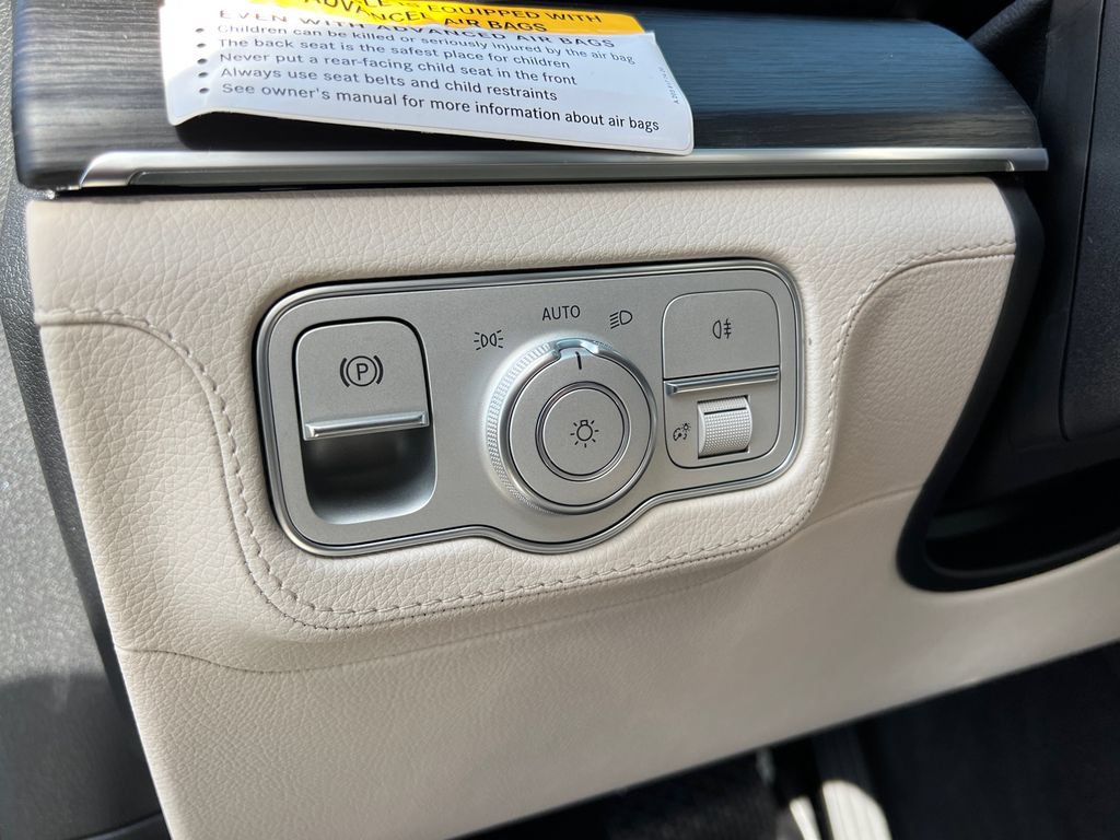New 2026 Mercedes-Benz GLE 450 4MATIC Coupe image 13