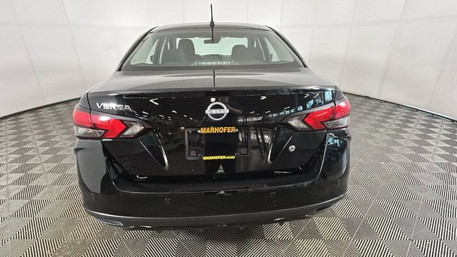 Used 2025 Nissan Versa S w/ Trunk Package FWD image 4