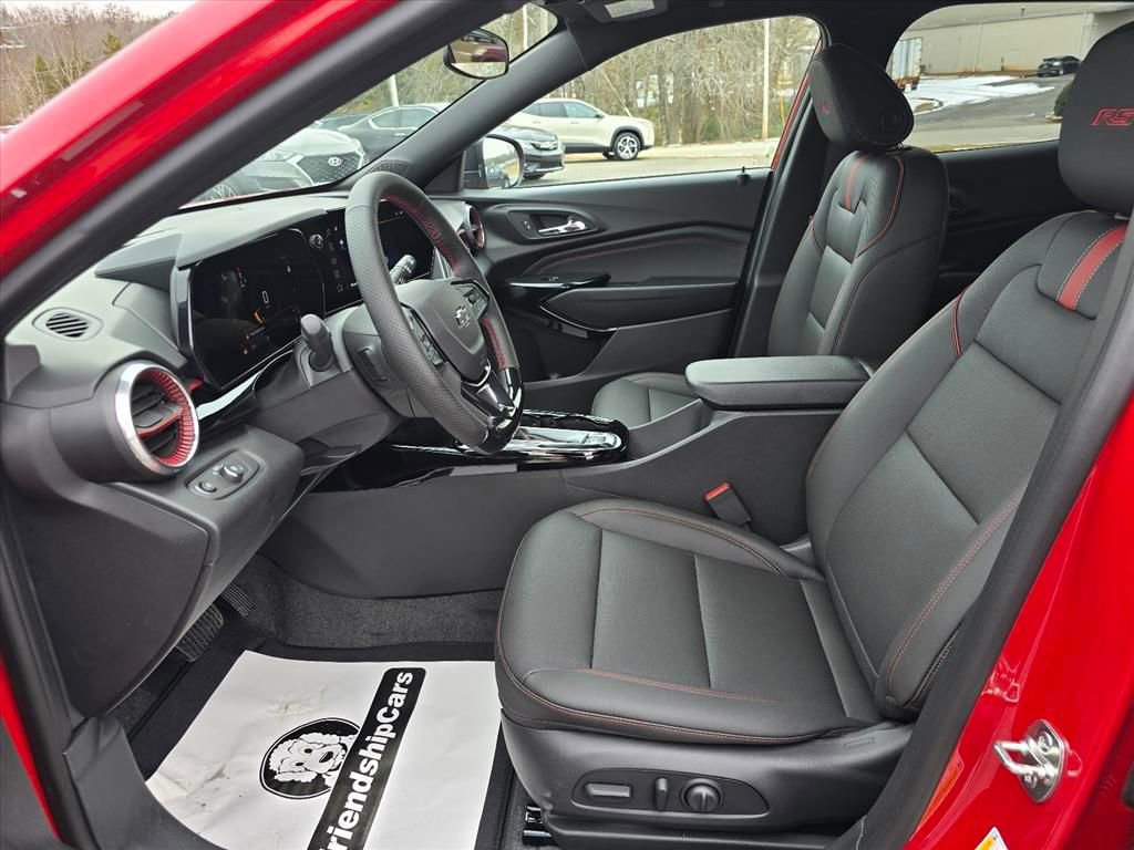 New 2026 Chevrolet Trax RS w/ Driver Confidence Package image 9