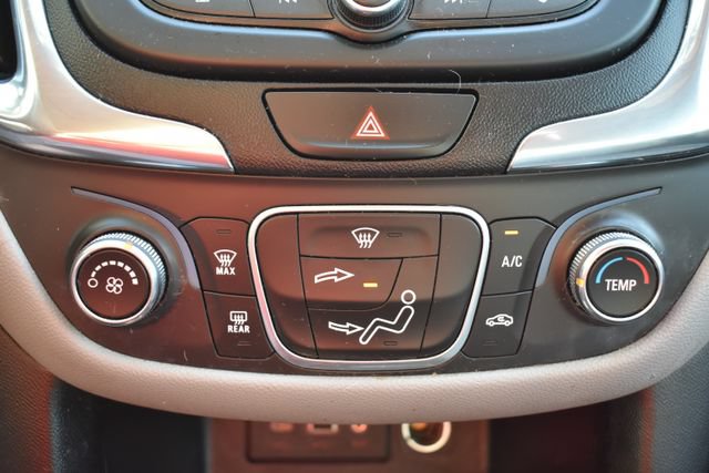 Used 2019 Chevrolet Equinox LS AWD/4WD image 25
