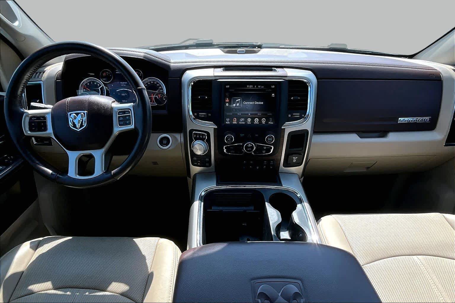 Used 2017 RAM 1500 Laramie w/ Convenience Group AWD/4WD image 15