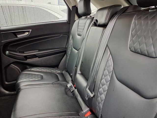 Used 2024 Ford Edge Titanium image 7