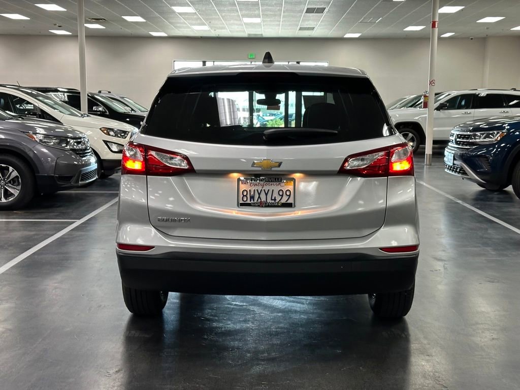 Used 2021 Chevrolet Equinox LS w/ LS Convenience Package image 6