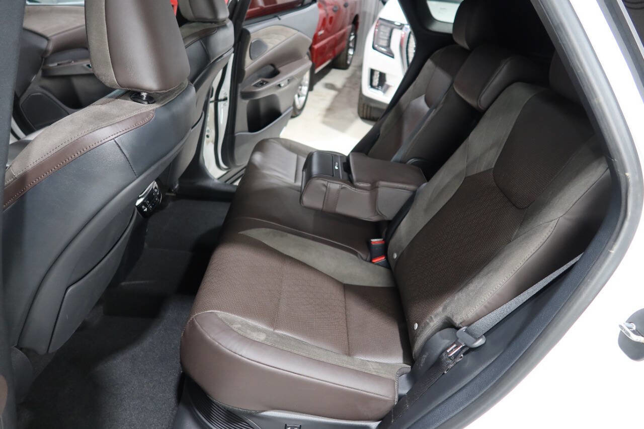 Used 2023 Lexus RX 350 w/ Cold Area Package AWD/4WD image 17