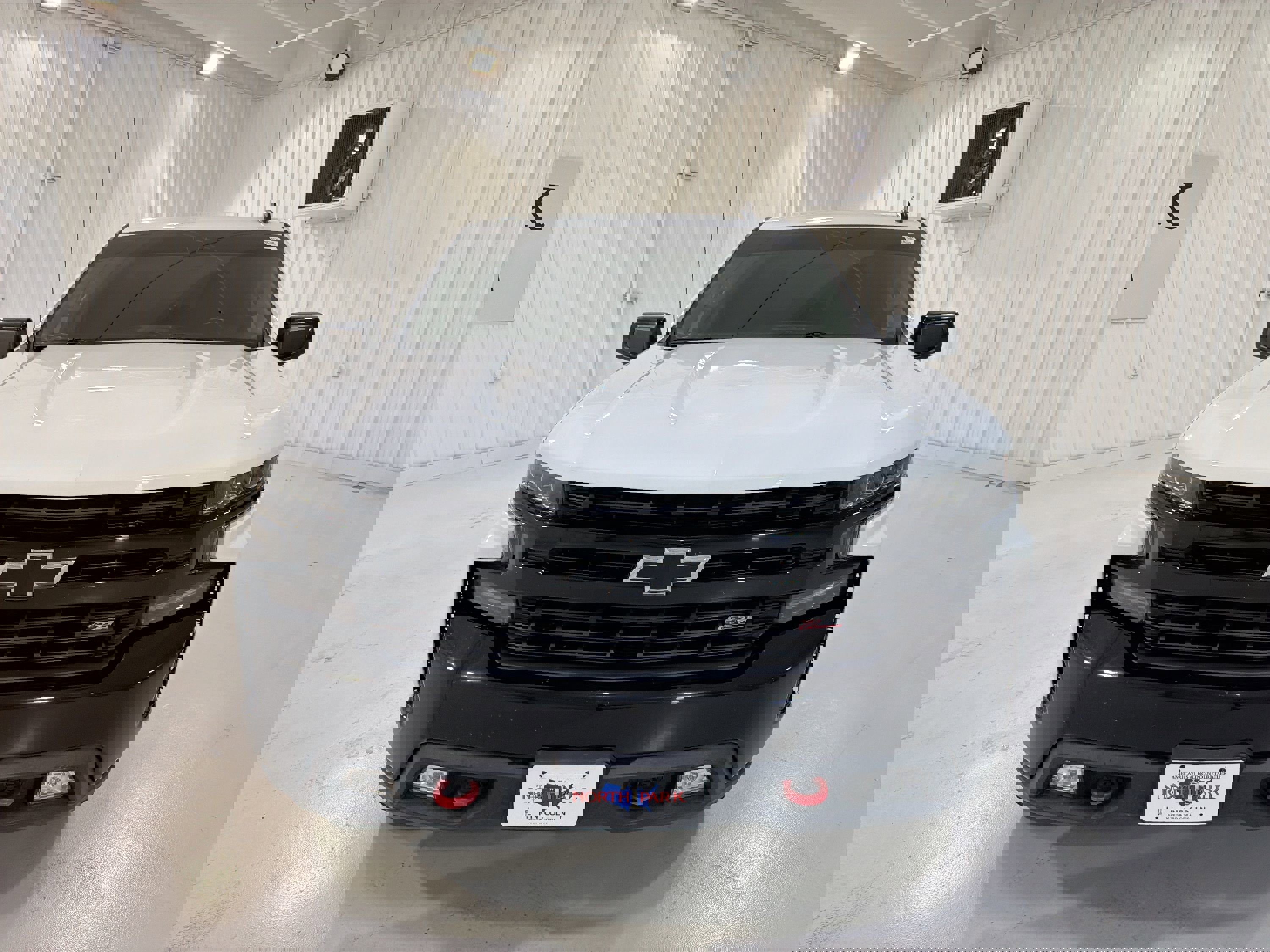 Used 2020 Chevrolet Silverado 1500 LT Trail Boss image 30