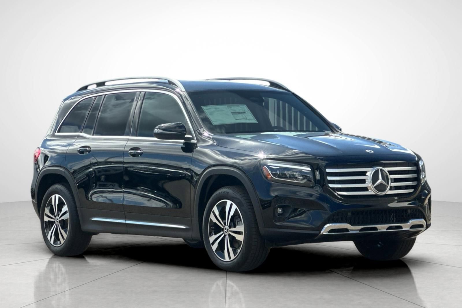 New 2025 Mercedes-Benz GLB 250 image 27