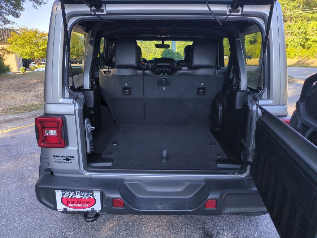 Used 2021 Jeep Wrangler Unlimited Rubicon AWD/4WD image 33