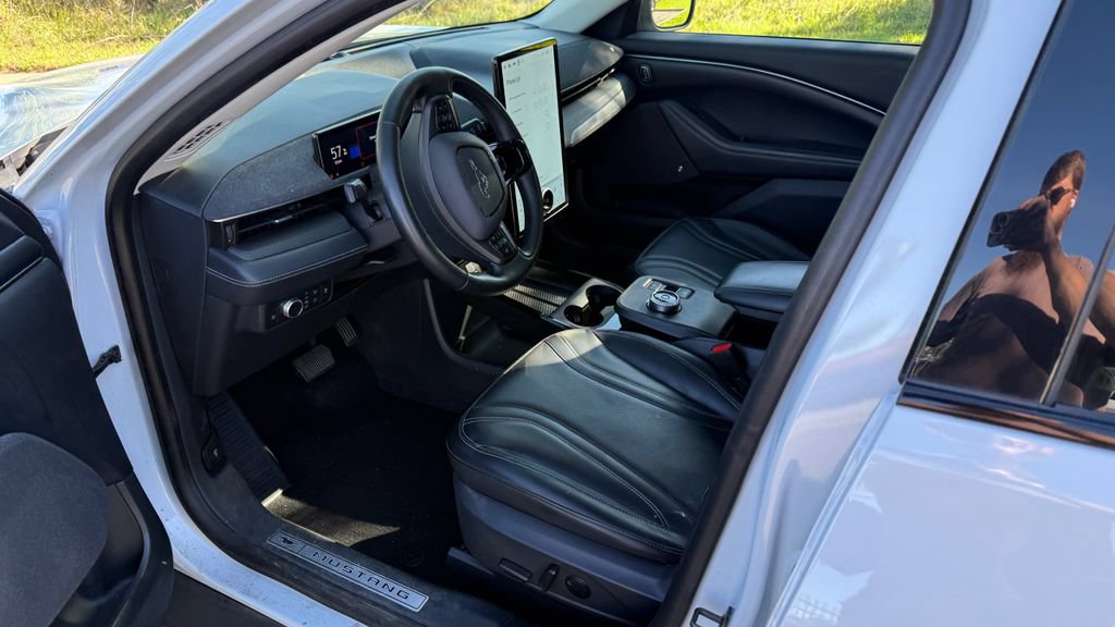 Used 2021 Ford Mustang Mach-E Premium AWD/4WD image 3