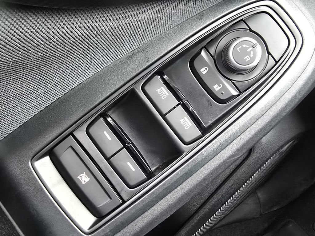 Used 2021 Subaru Crosstrek 2.0i Premium image 23