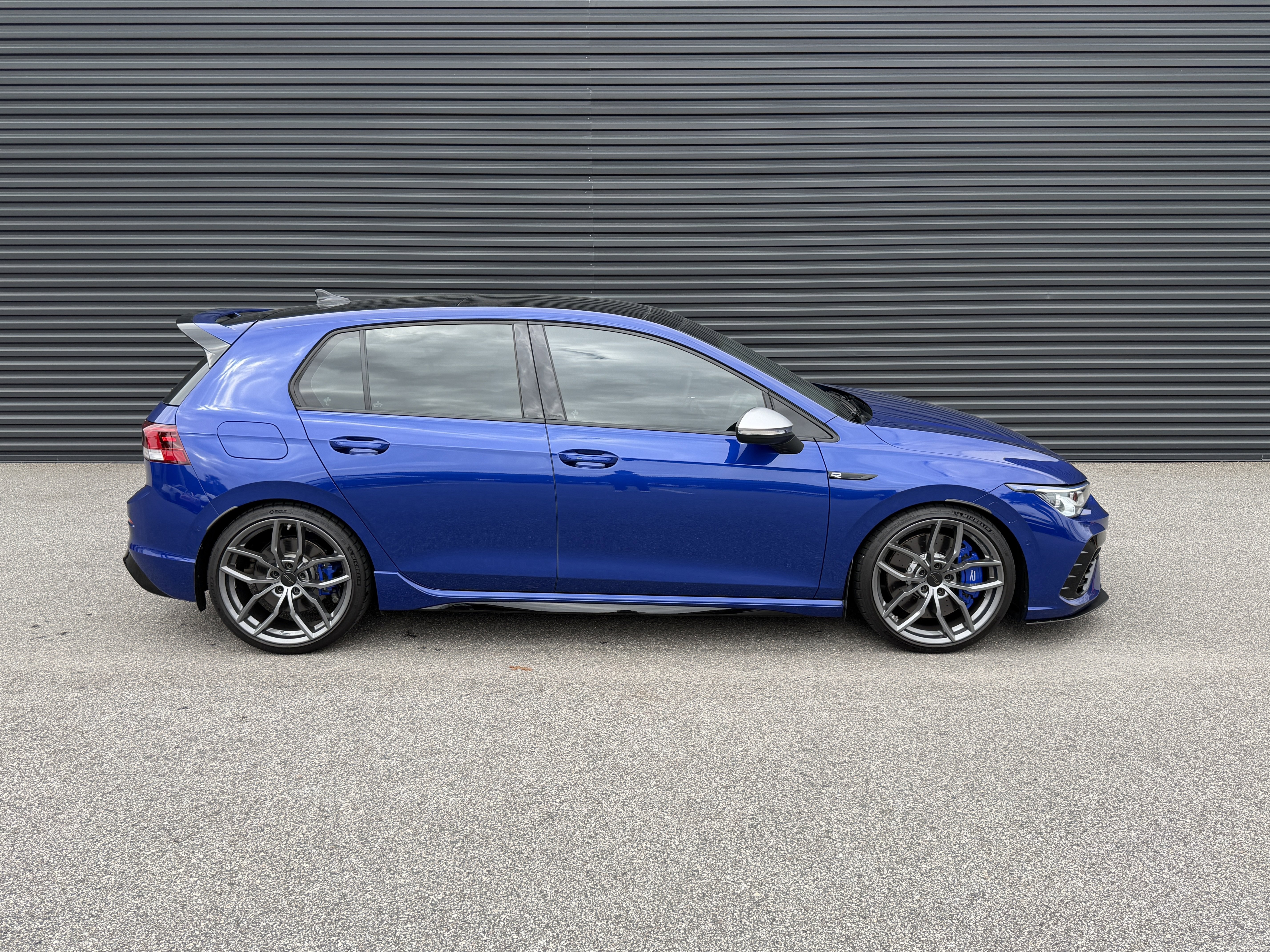 Used 2024 Volkswagen Golf R image 8